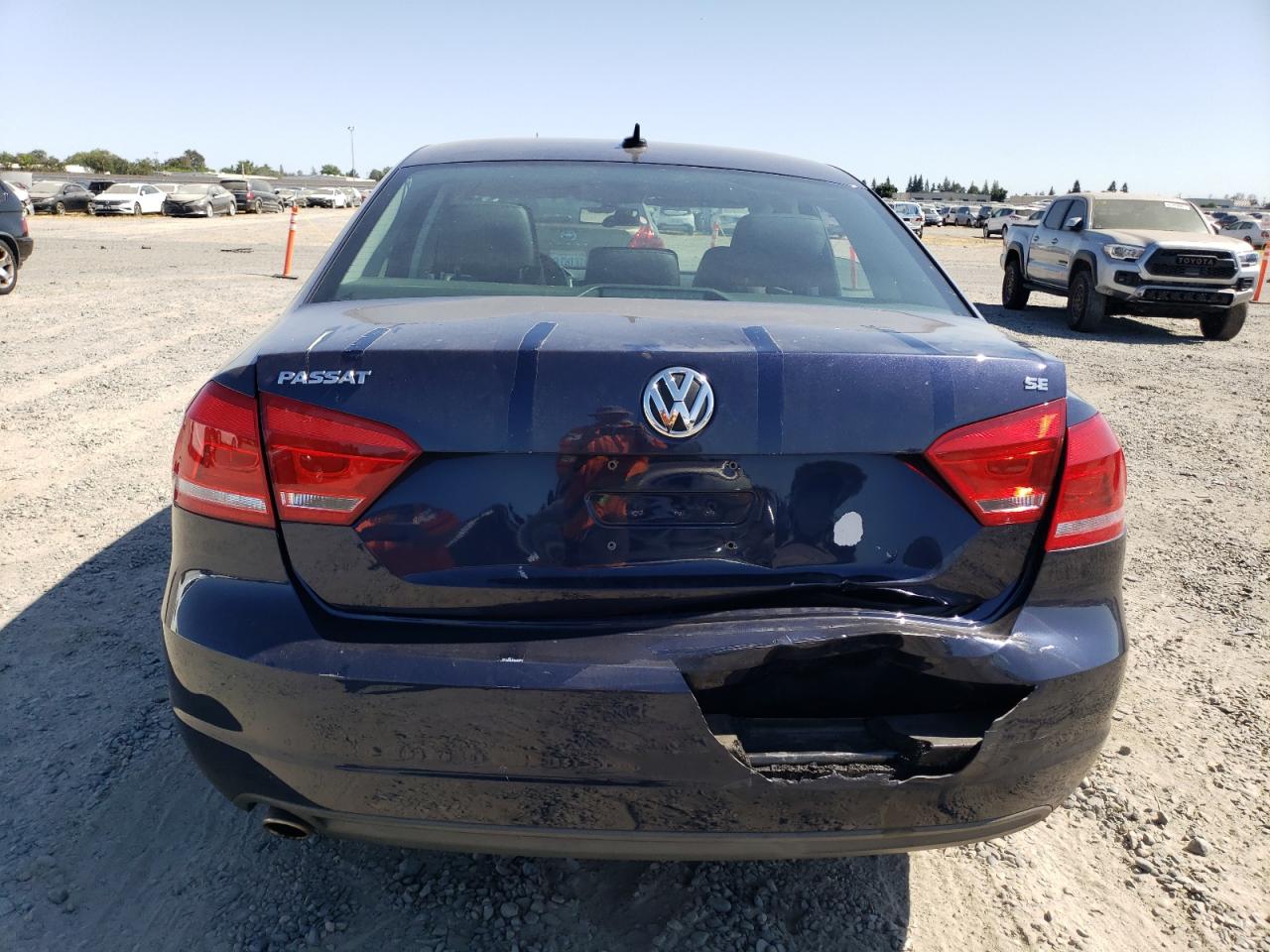 2012 Volkswagen Passat Se VIN: 1VWBP7A32CC057371 Lot: 62197925