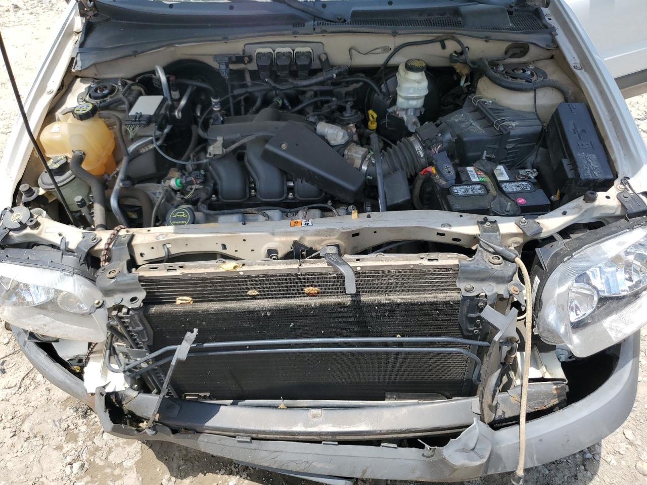 2005 Ford Escape Xlt VIN: 1FMYU93135DA21694 Lot: 59579305