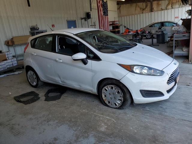  FORD FIESTA 2016 Biały