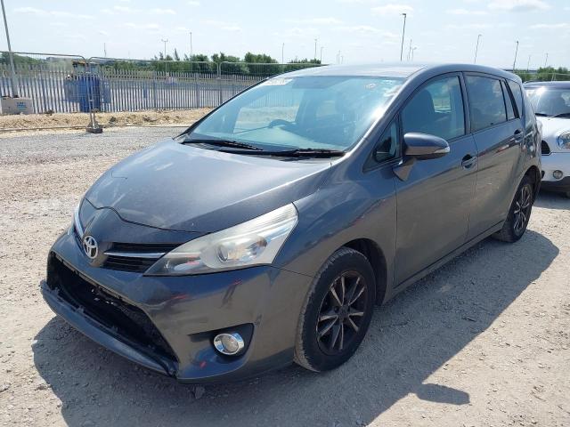 TOYOTA VERSO ICON 2013