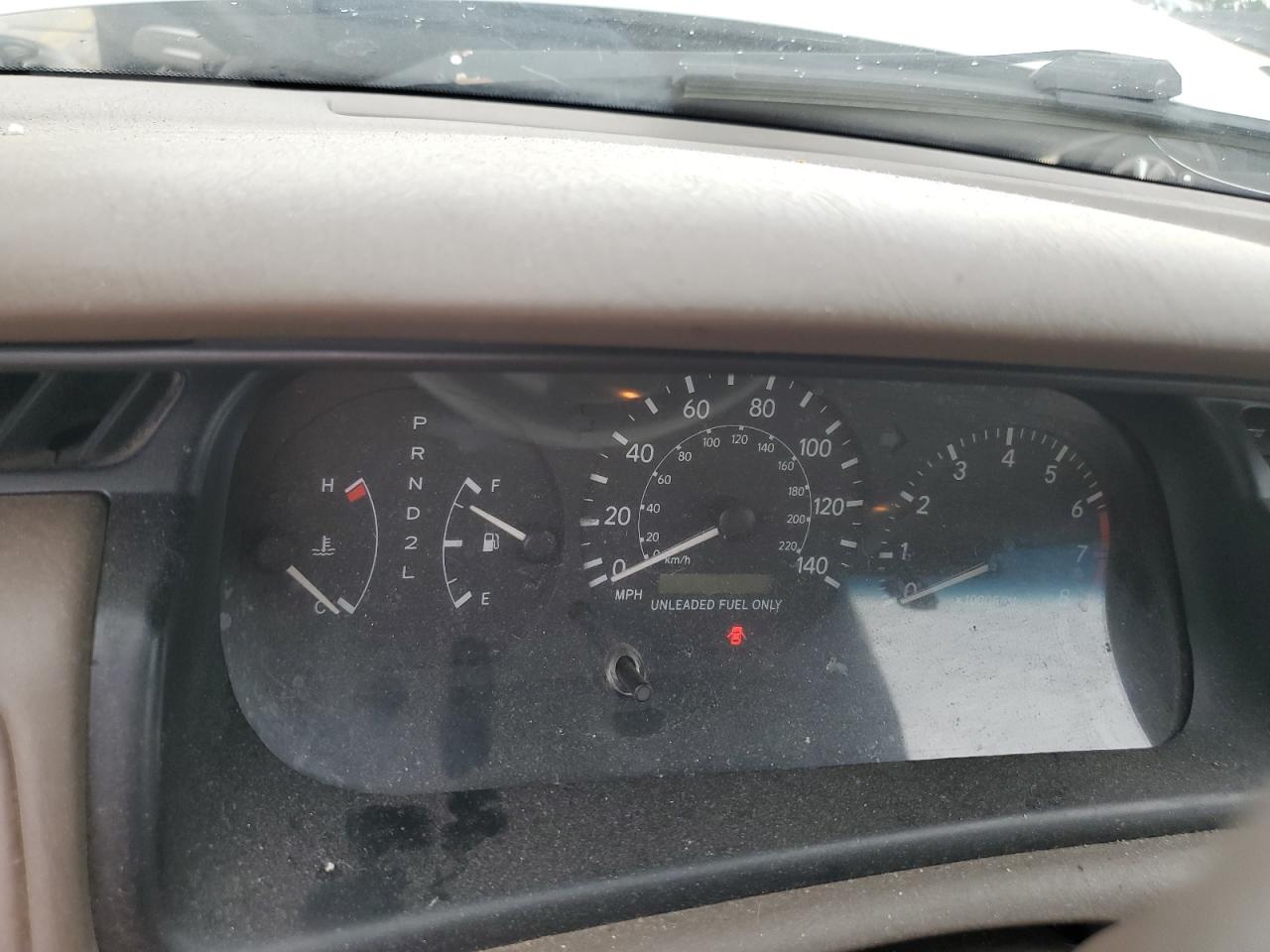 1999 Toyota Camry Le VIN: JT2BG28K8X0325620 Lot: 61139055