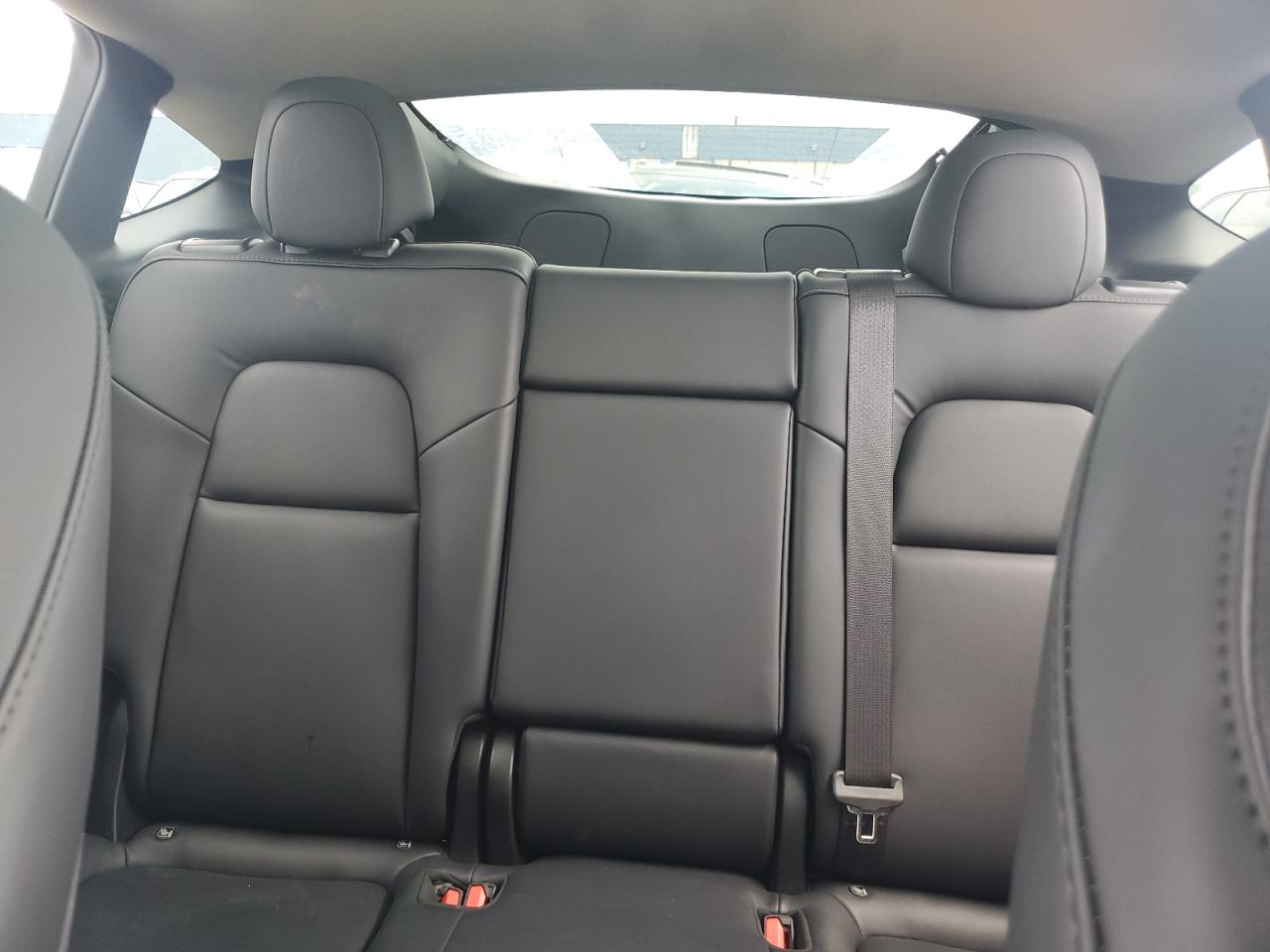 2023 Tesla Model Y VIN: 7SAYGDEE9PF830985 Lot: 62294575