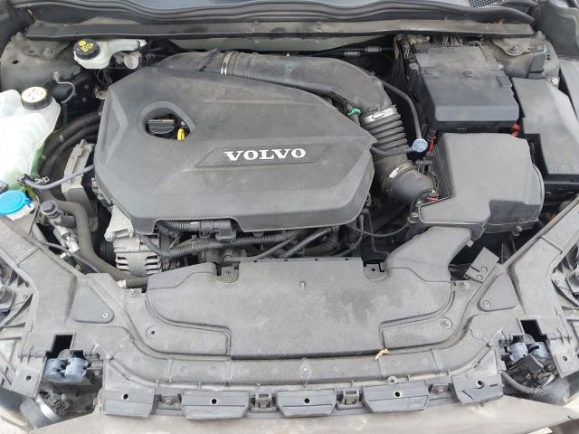 2013 VOLVO V40