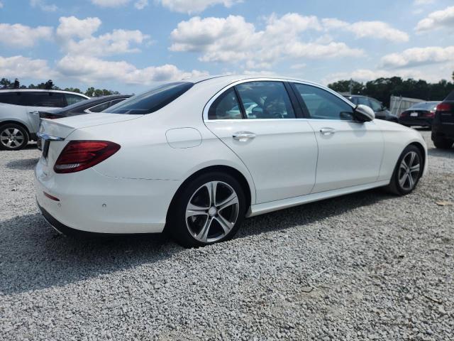 Sedans MERCEDES-BENZ E-CLASS 2017 Biały