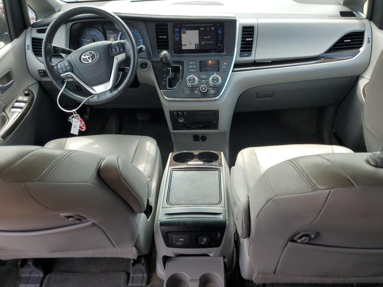 2015 Toyota Sienna Xle VIN: 5TDYK3DC2FS529006 Lot: 62750995
