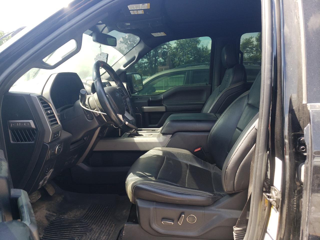 2018 Ford F150 Raptor VIN: 1FTFW1RG0JFA61989 Lot: 61922125