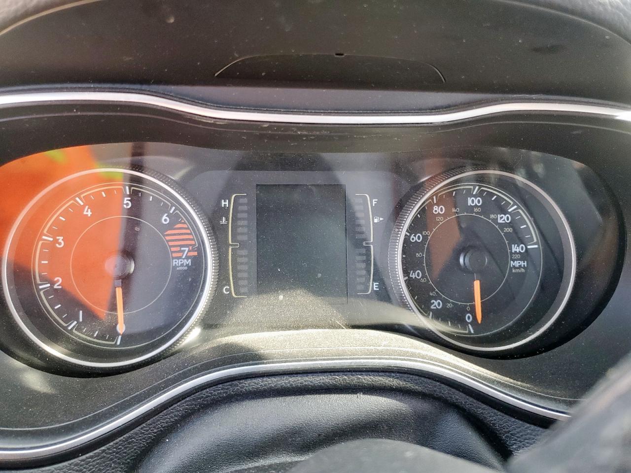 2019 Jeep Cherokee Latitude Plus VIN: 1C4PJLLB2KD466101 Lot: 62171055