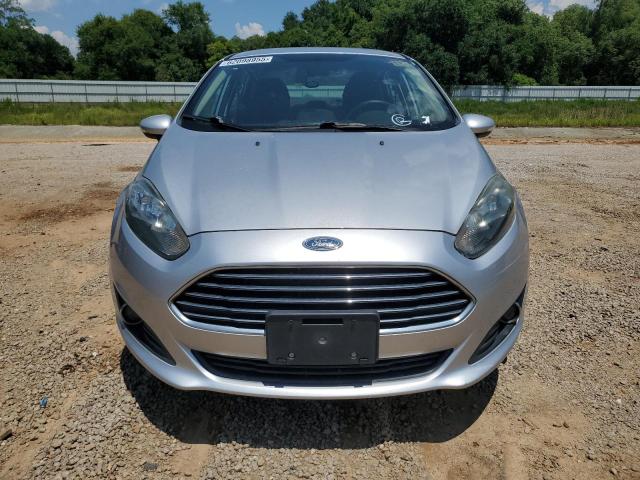 Sedans FORD FIESTA 2015 Silver