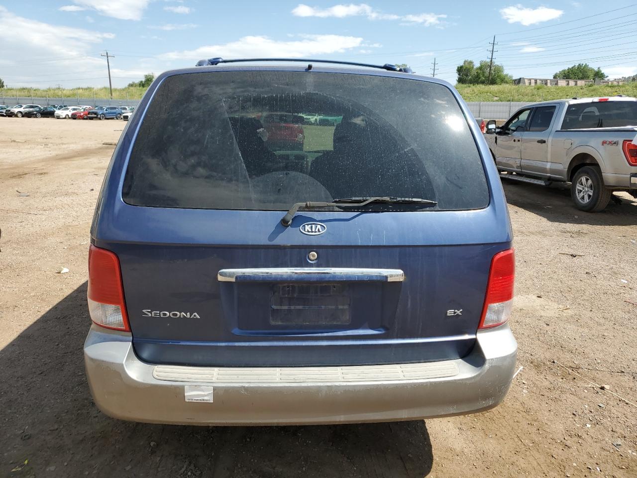 2002 Kia Sedona Ex VIN: KNDUP131926273106 Lot: 61443415