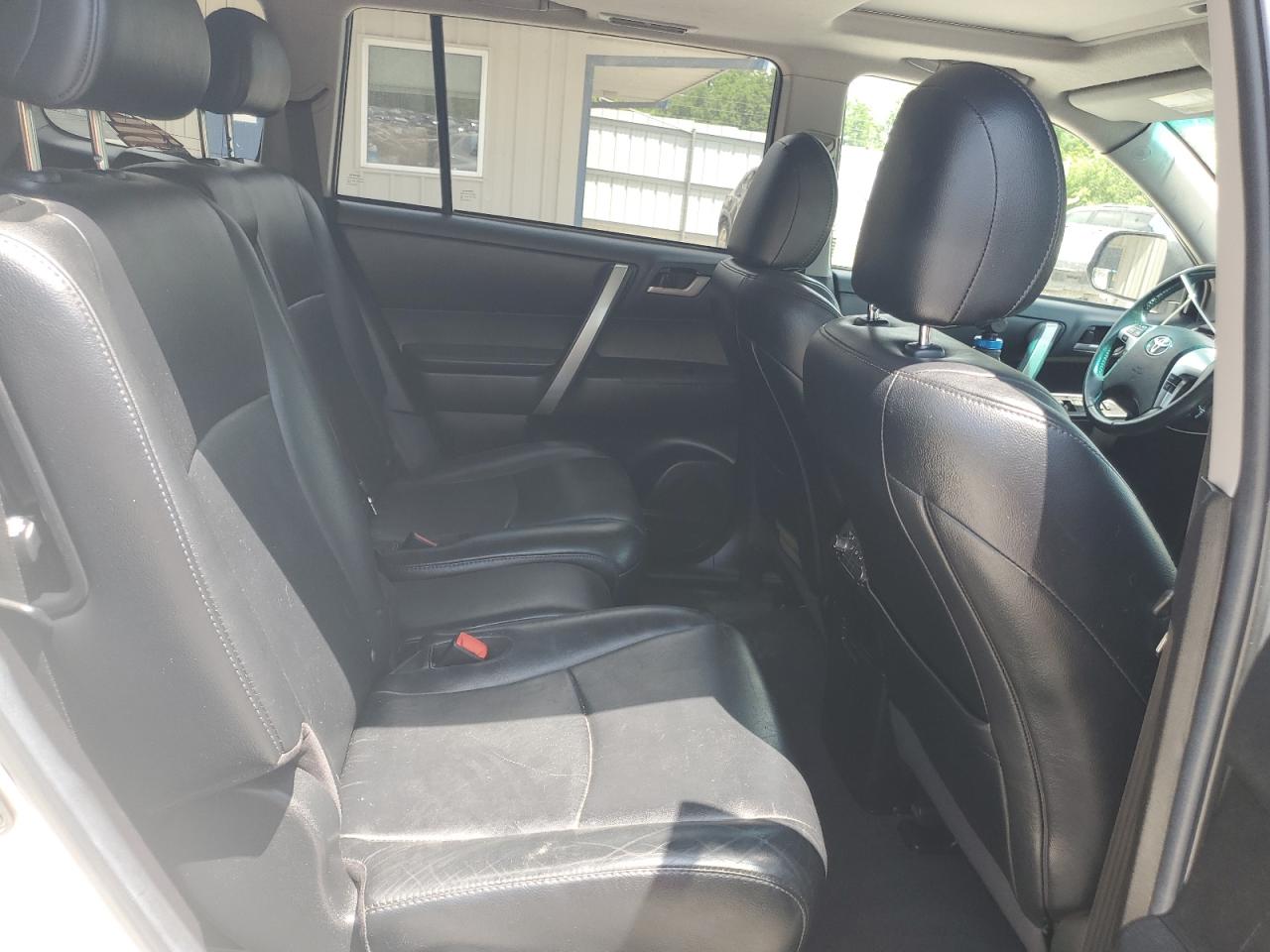 2012 Toyota Highlander Base VIN: 5TDBK3EH2CS115462 Lot: 61862035