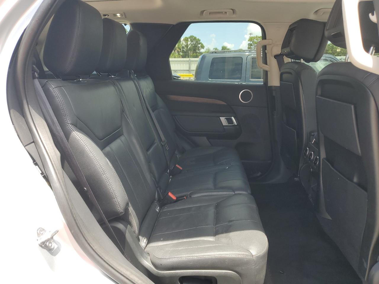 2017 Land Rover Discovery Hse VIN: SALRRBBV5HA021491 Lot: 62118715