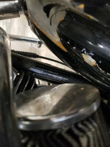 undisplay HARLEY-DAVIDSON FL 2013 Чорний