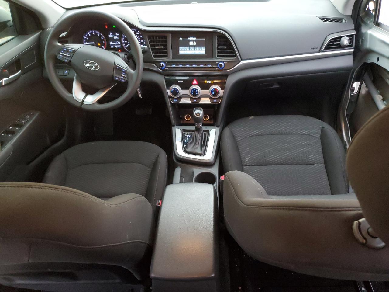 2019 Hyundai Elantra Se VIN: 5NPD74LF8KH449131 Lot: 61051105