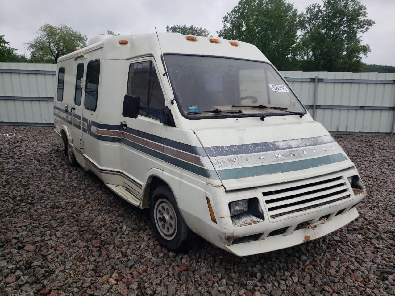 1990 Winnebago Le Sharo/Phasar за продажба в Avon, MN - All Over