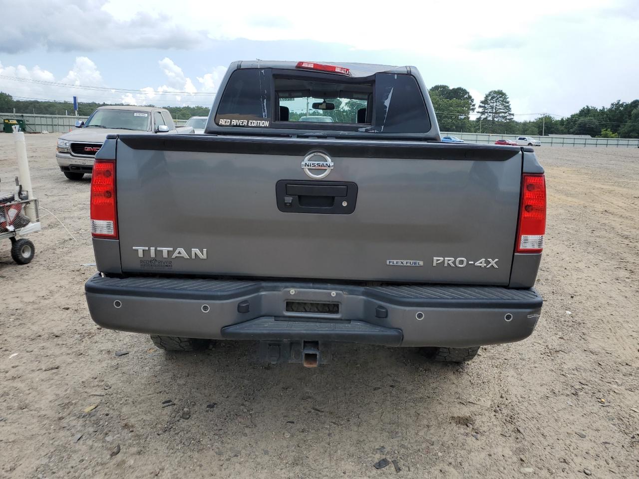 2015 Nissan Titan S VIN: 1N6BA0EC7FN502411 Lot: 62677635