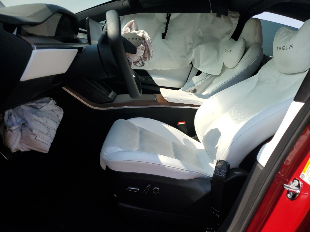 2022 Tesla Model X VIN: 7SAXCAE50NF360011 Lot: 60515945