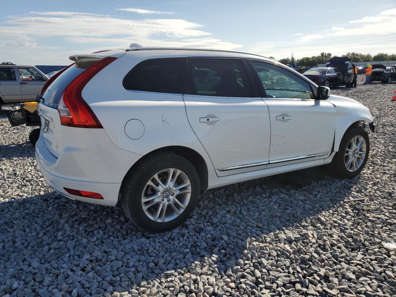 VOLVO XC60 2014 VIN YV4952DL3E2507833 фото 3