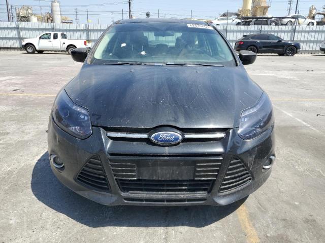 Hatchbacks FORD FOCUS 2012 Black