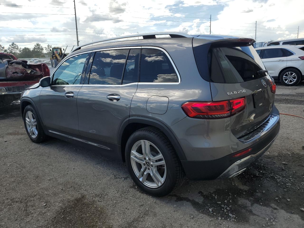 MERCEDES-BENZ GLB-CLASS 2020 VIN WDC4M4HBXLW010100 zdjęcie 2