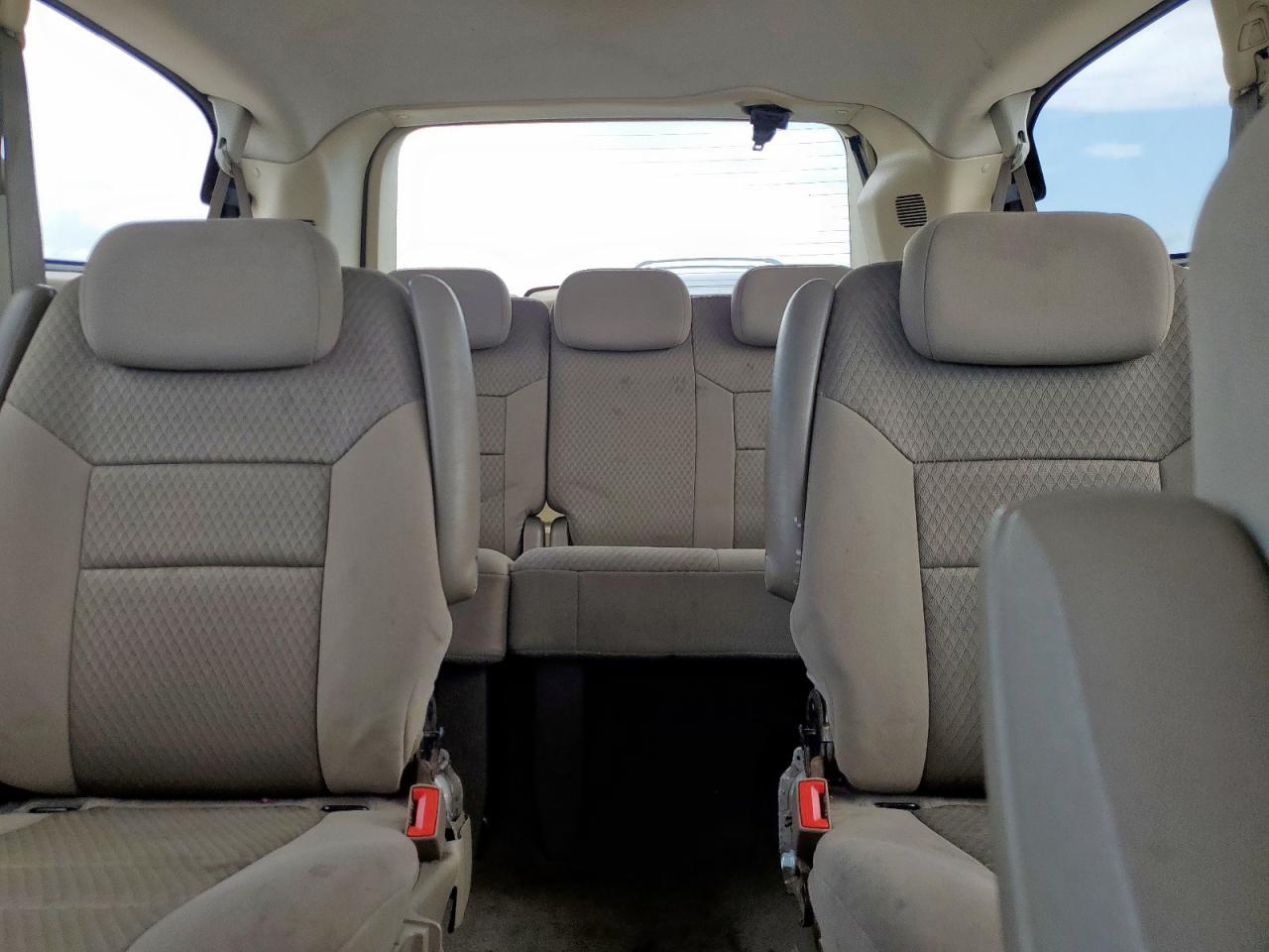 2010 Chrysler Town & Country Touring VIN: 2A4RR5D14AR149431 Lot: 62562475