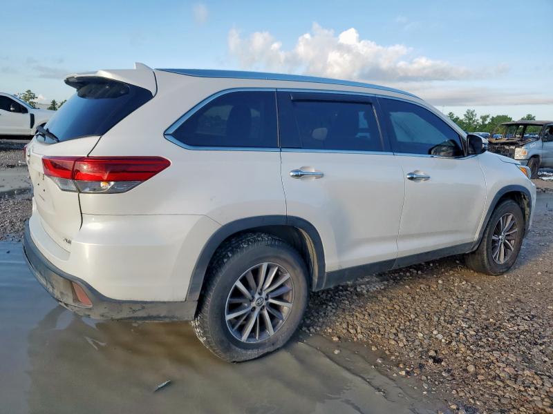  TOYOTA HIGHLANDER 2019 Белы