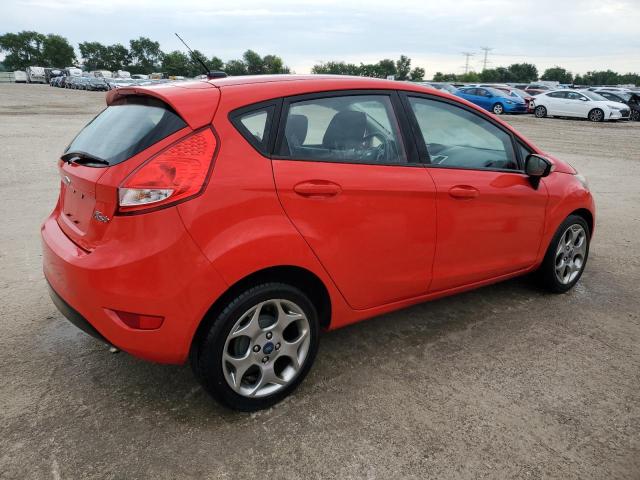  FORD FIESTA 2012 Красный