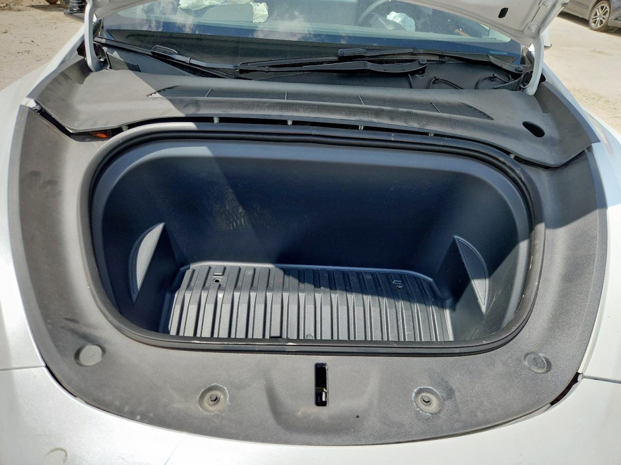 2023 Tesla Model Y VIN: 7SAYGDEE2PA072324 Lot: 61004685