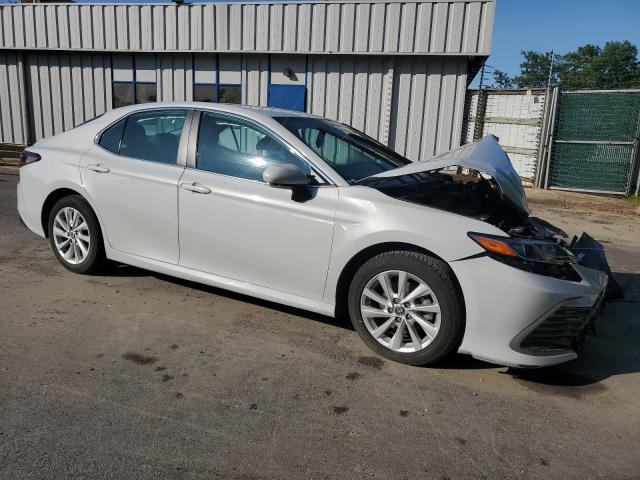  TOYOTA CAMRY 2023 Белы