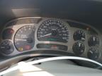 2005 Gmc Yukon Denali იყიდება Pekin-ში, IL - Side