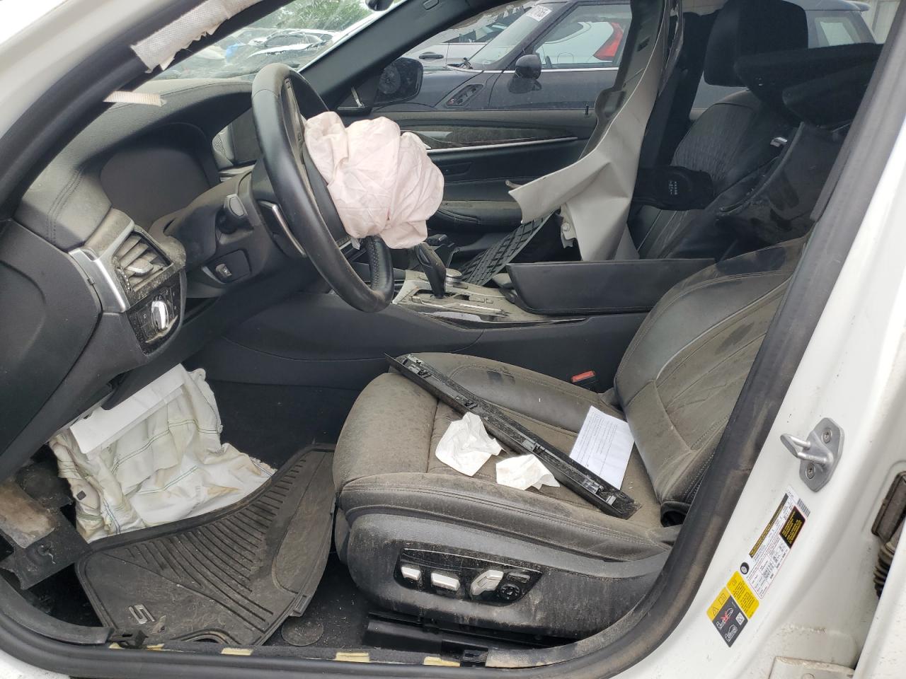 WBAJB1C07LCD44282 2020 BMW 530Xe