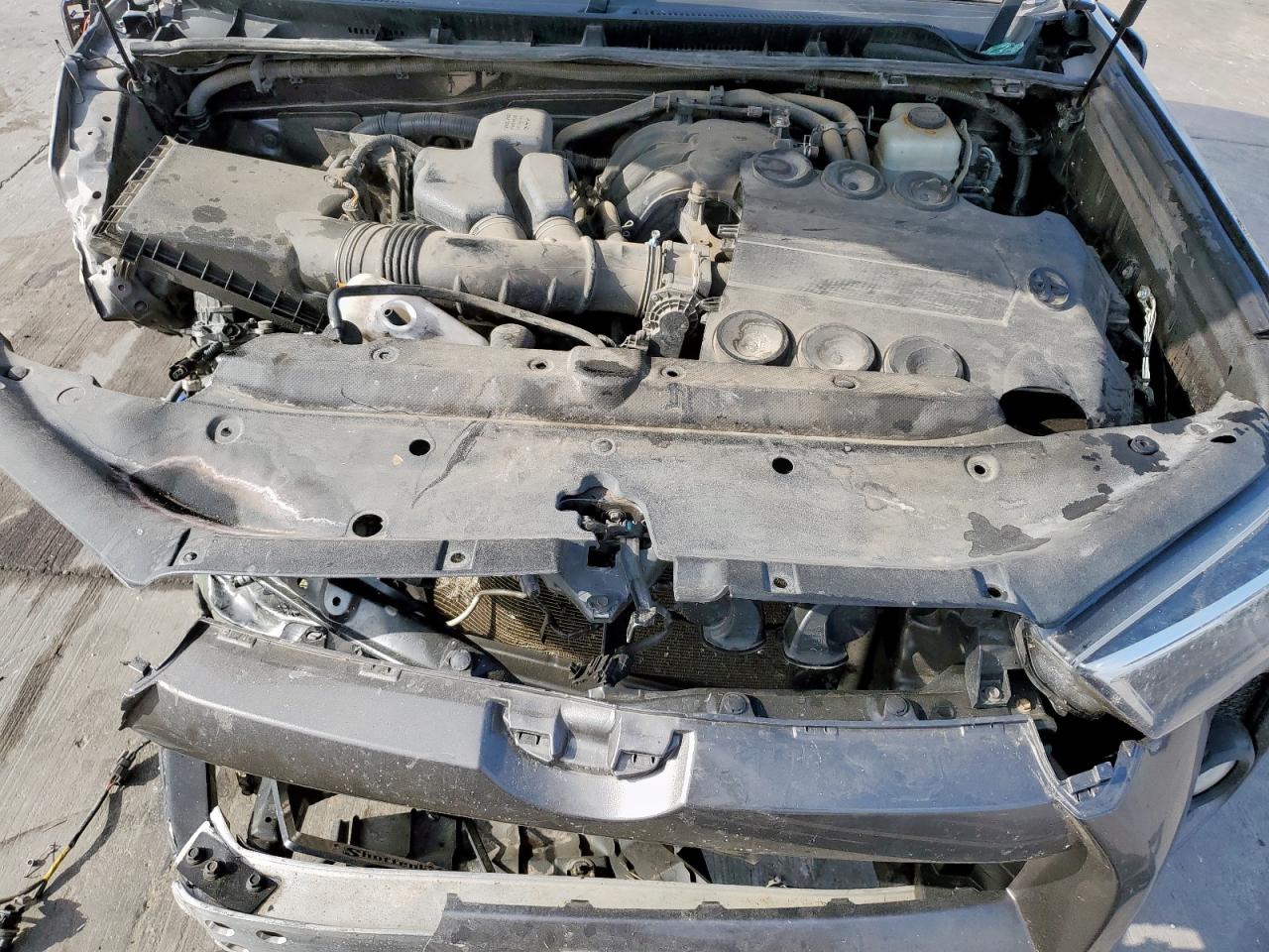 2015 Toyota 4Runner Sr5 VIN: JTEZU5JR0F5098606 Lot: 61679405