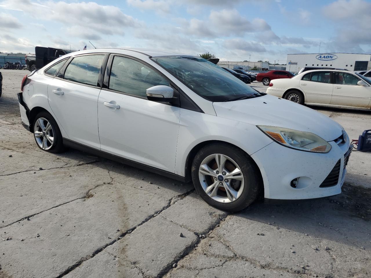 FORD FOCUS 2014 VIN 1FADP3F26EL278453 photo 4