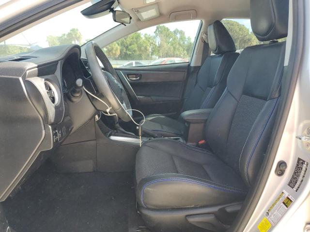  TOYOTA COROLLA 2017 Srebrny