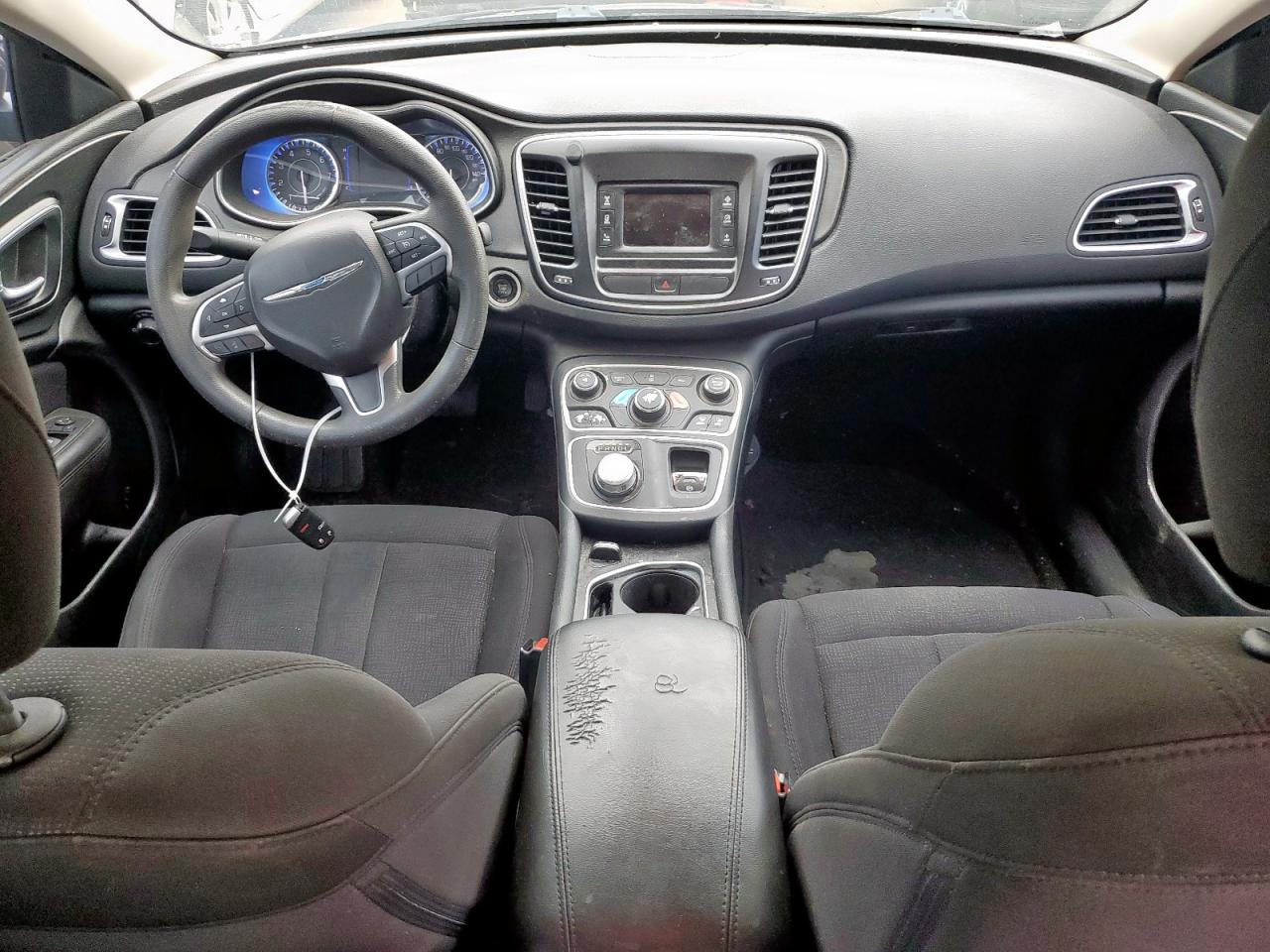 2015 Chrysler 200 Limited VIN: 1C3CCCAB5FN748037 Lot: 61816445