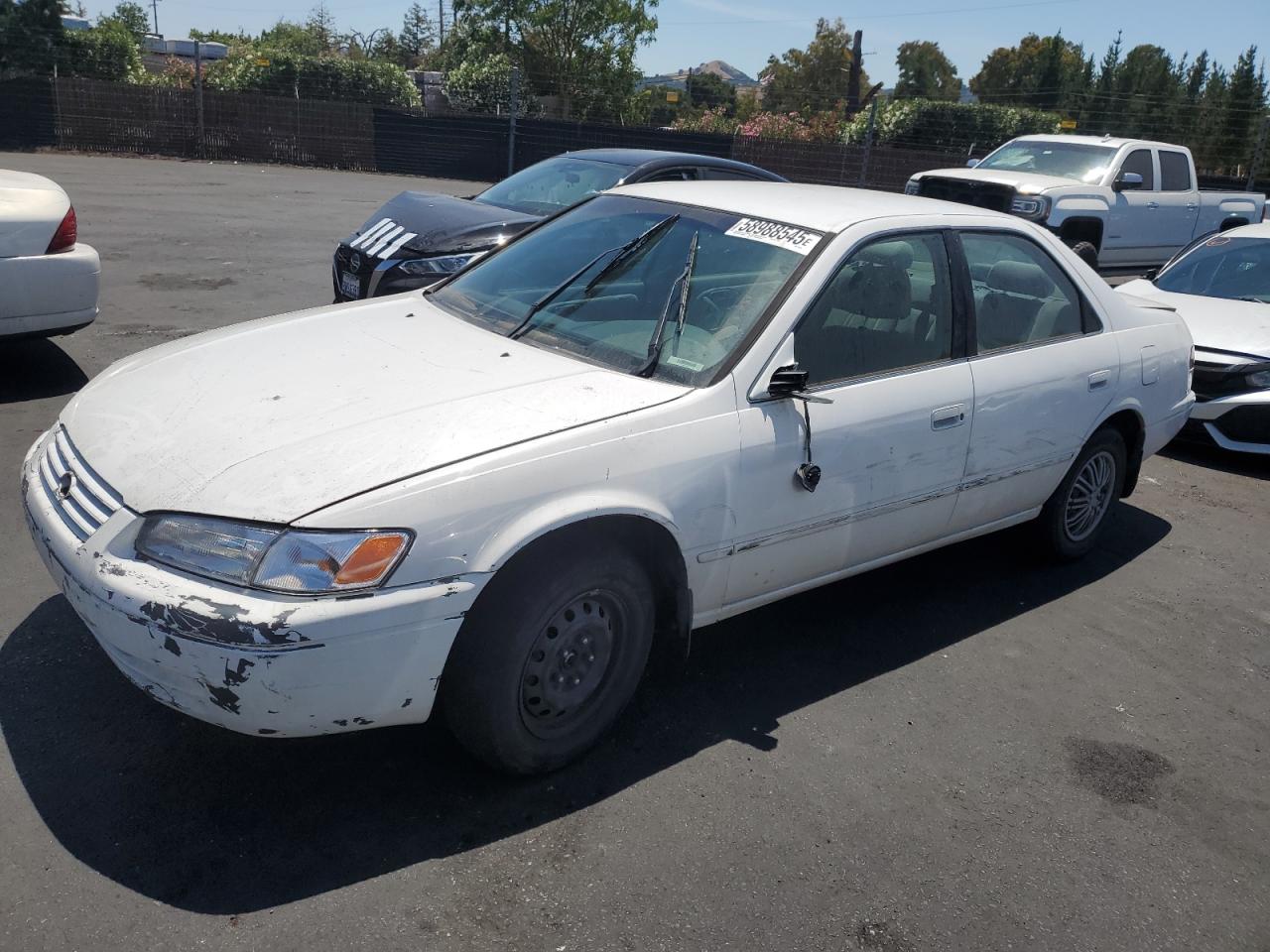 1997 Toyota Camry Le for Sale in San Martin, CA - Front End