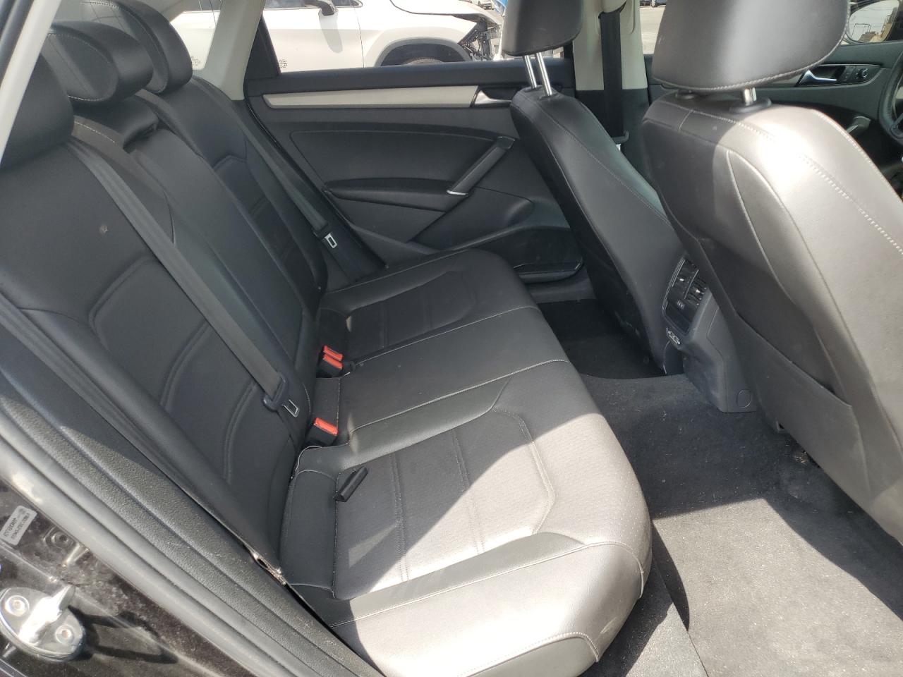 2021 Volkswagen Passat Se VIN: 1VWSA7A31MC002333 Lot: 61632775