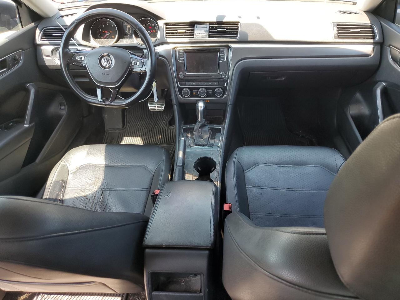 2018 Volkswagen Passat S VIN: 1VWAA7A31JC033167 Lot: 61458285