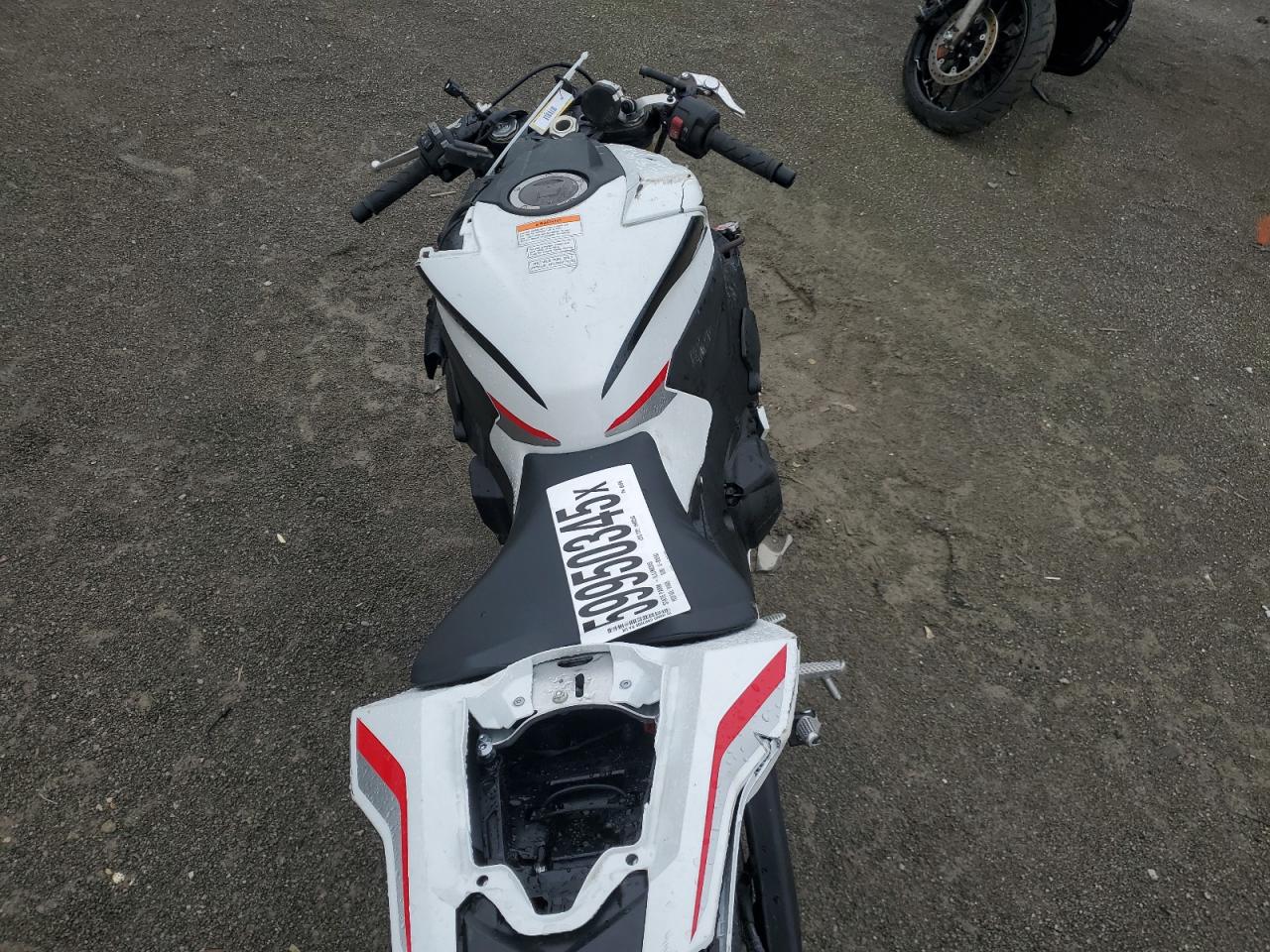 2025 Honda Cbr1000 Ra VIN: JH2SC7759SK800076 Lot: 59950345
