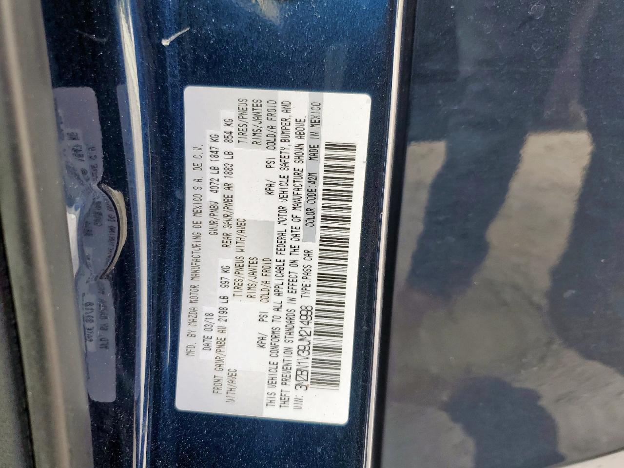2018 Mazda 3 Touring VIN: 3MZBN1V39JM214998 Lot: 61764465