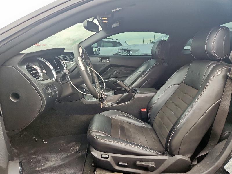  FORD MUSTANG 2014 Czarny