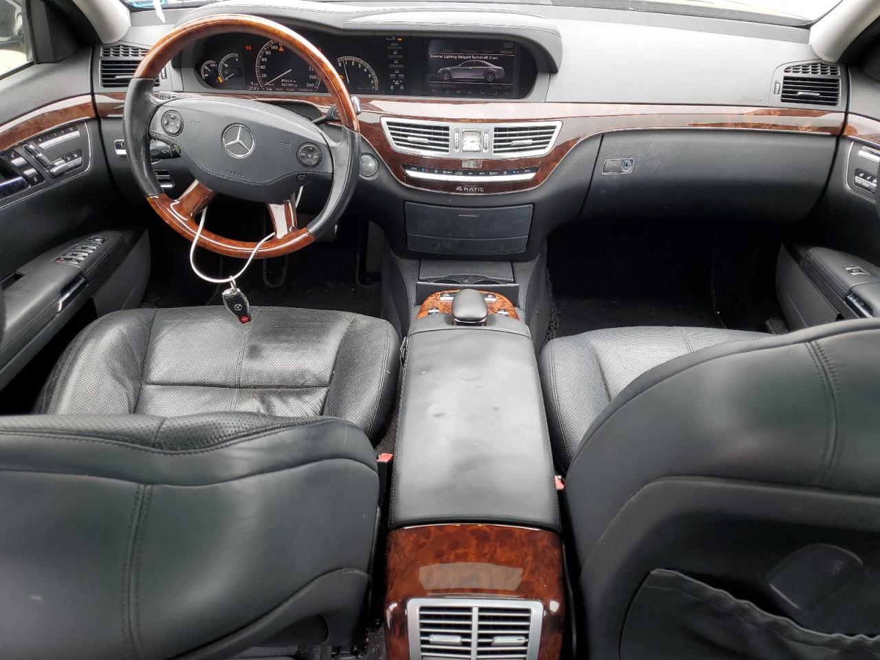 2007 Mercedes-Benz S 550 4Matic VIN: WDDNG86X47A099825 Lot: 61989115