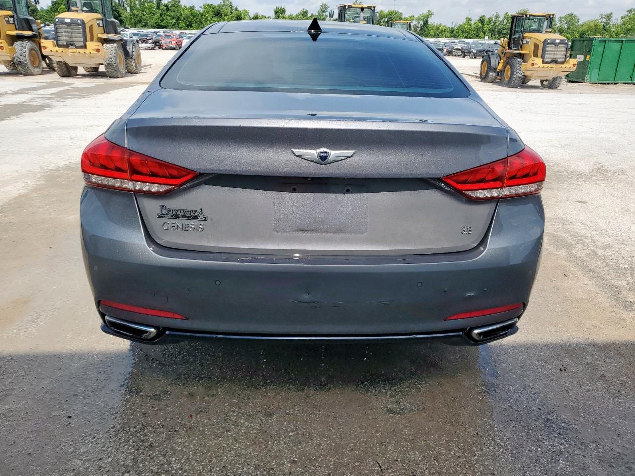 2015 Hyundai Genesis 3.8L VIN: KMHGN4JE8FU071896 Lot: 59482235