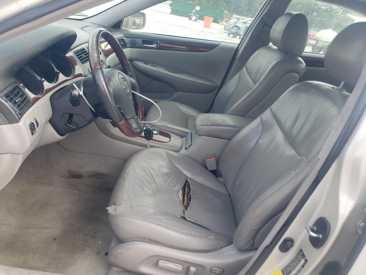 2003 Lexus Es 300 VIN: JTHBF30G430142358 Lot: 59692135