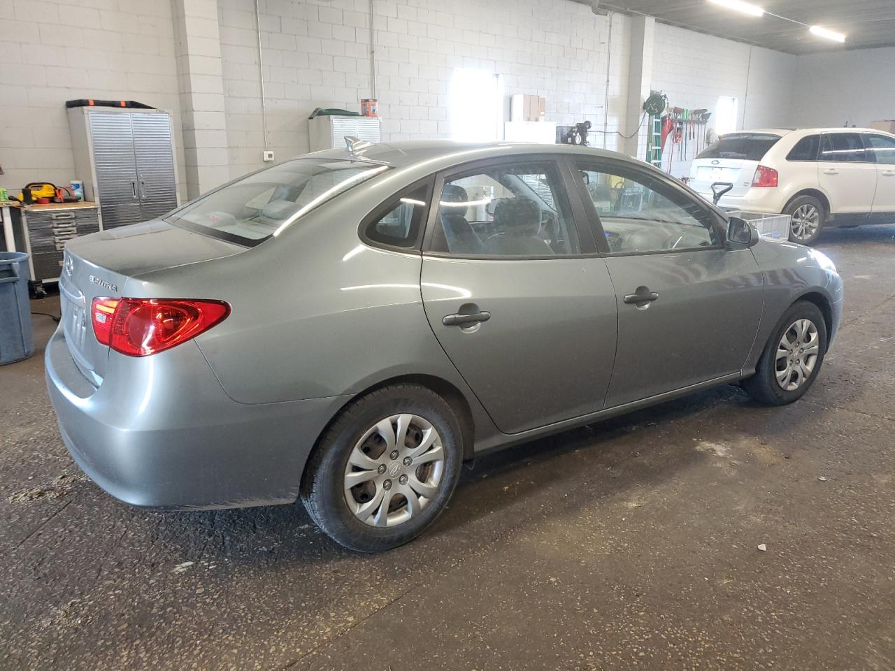 HYUNDAI ELANTRA 2010 VIN KMHDU4AD6AU843012 photo 3
