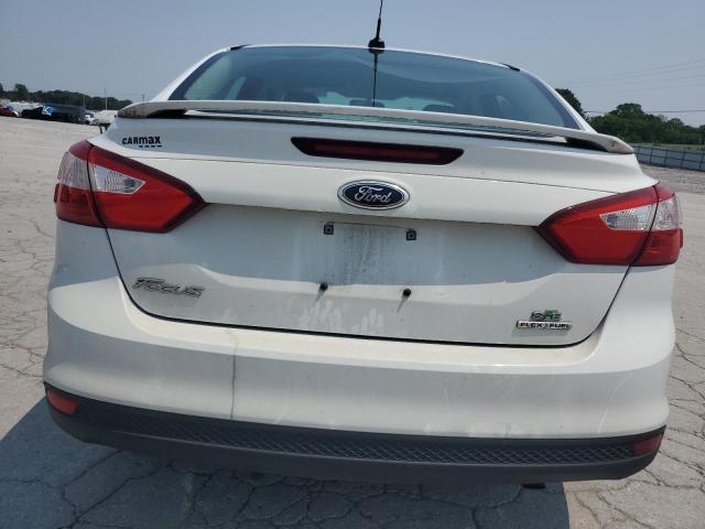 Sedans FORD FOCUS 2012 Biały