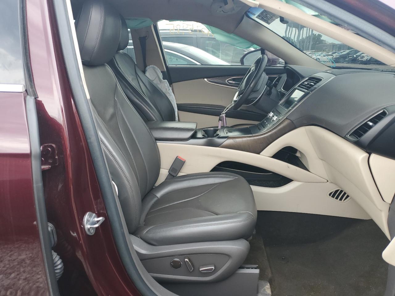2020 Lincoln Nautilus Reserve VIN: 2LMPJ6K92LBL18828 Lot: 61095985