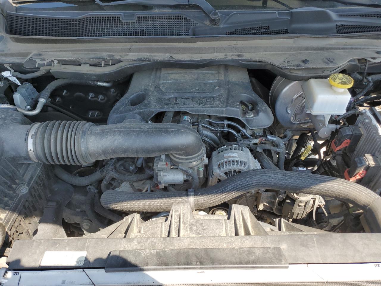 2019 Ram 1500 Laramie VIN: 1C6SRFJT6KN526009 Lot: 61230395