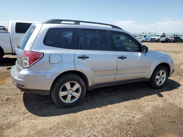  SUBARU FORESTER 2012 Srebrny