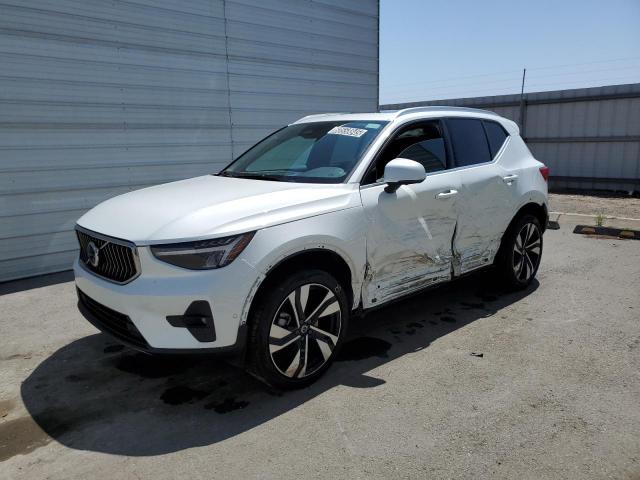2025 Volvo Xc40 Plus  