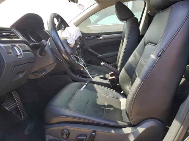 VOLKSWAGEN PASSAT 2018 Black